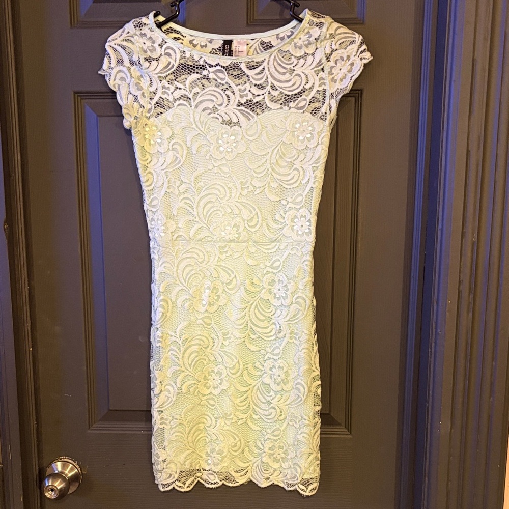 H&M Cream Lace Mini Dress